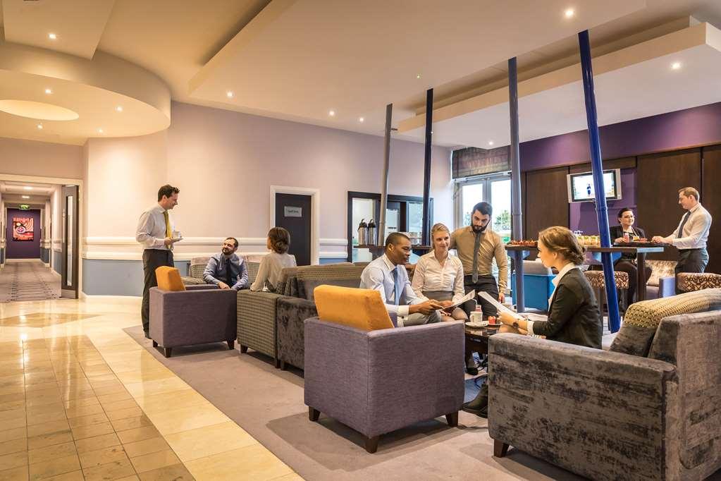 Carlton Hotel Blanchardstown Konforlar fotoğraf