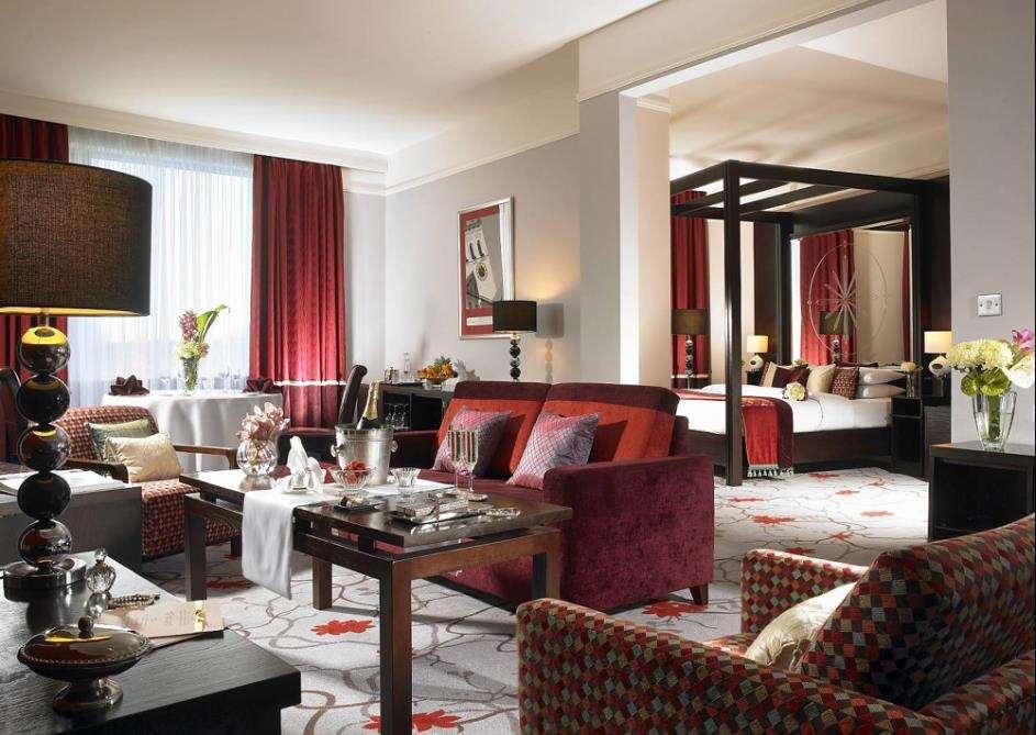 Carlton Hotel Blanchardstown Oda fotoğraf